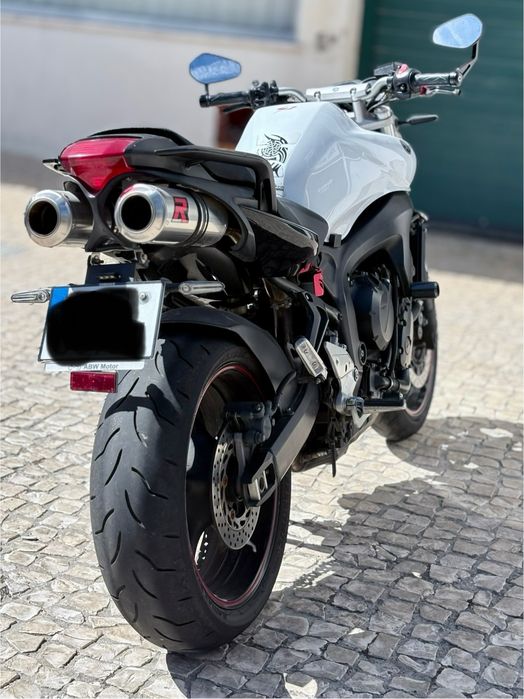 Vendo Fazer 600, mota bem estimada e sem afazares.