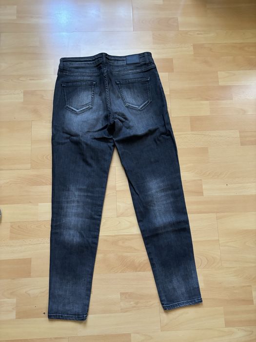 Spodnie damskie jeans