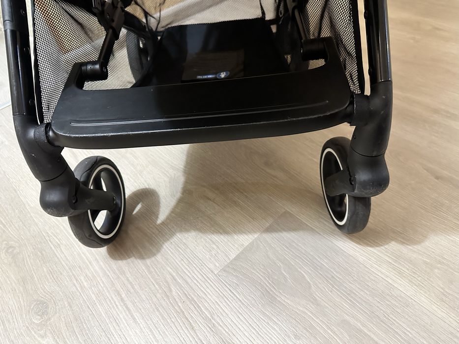 Продам прогулянковий візок  Cybex Beezy