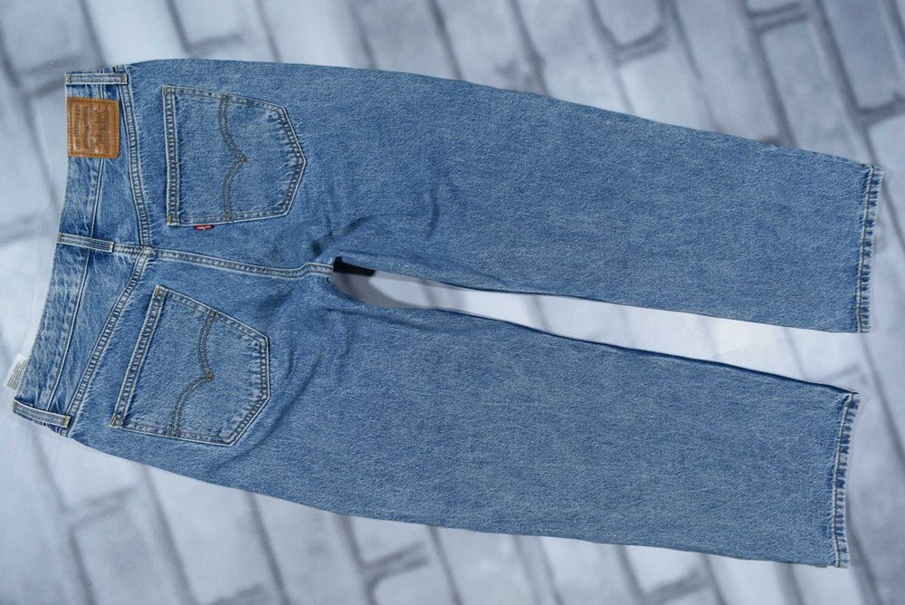 Damskie spodnie jeansy Levis Loose Straight r 29/29 p 82 cm