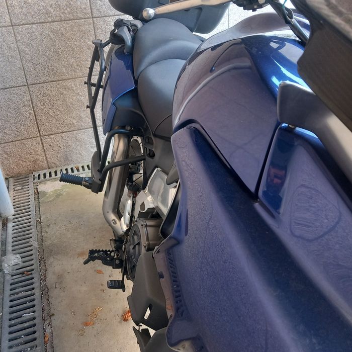 Aprilia ETV 1000 Caponord – 2004