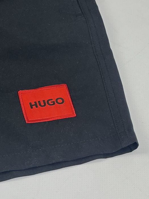 Шорти hugo boss чорні