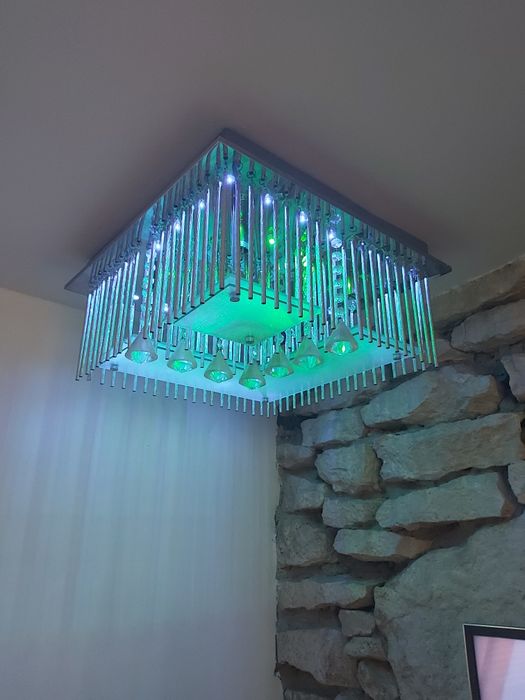 Lampa plafon kryształy kryształki kolory
