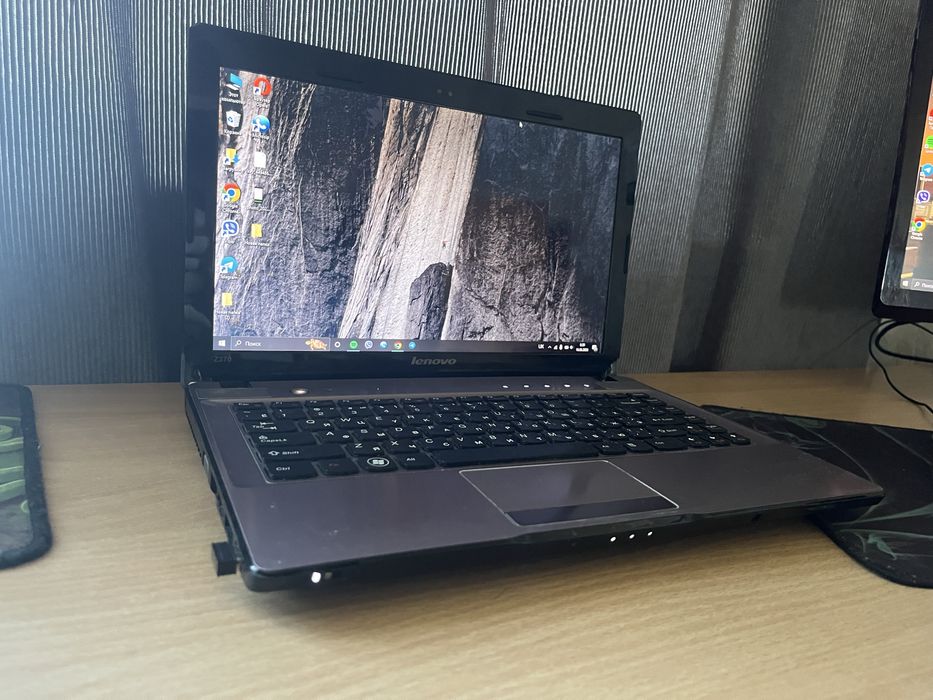 Lenovo Z370 Intel B950/6Gb/128Gb
