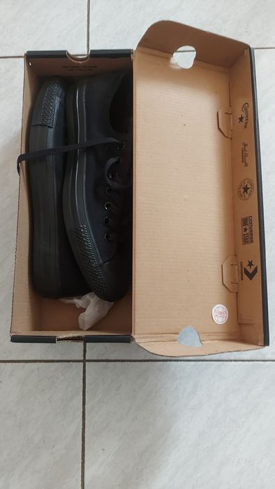 Ténis.  Novos. Converse All Star