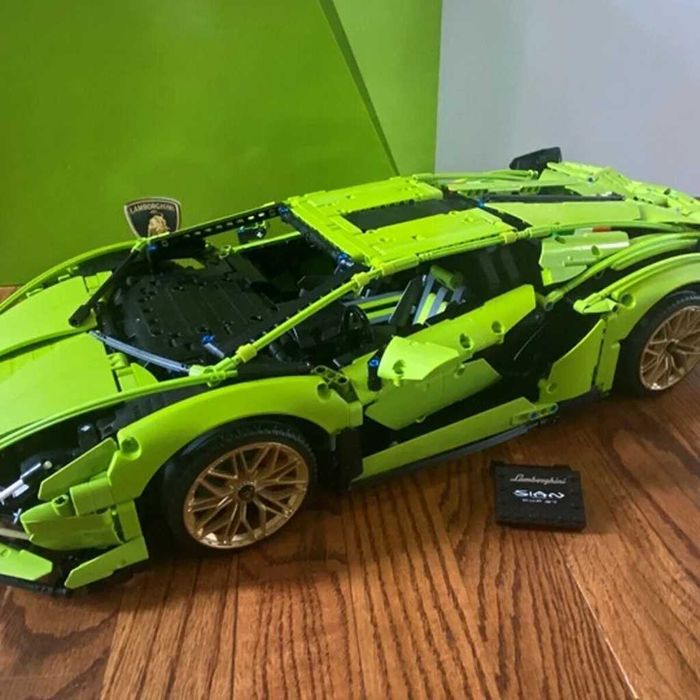 Lego Technic Lamborghini Sian 42115 - z pudełkiem i instrukcjami