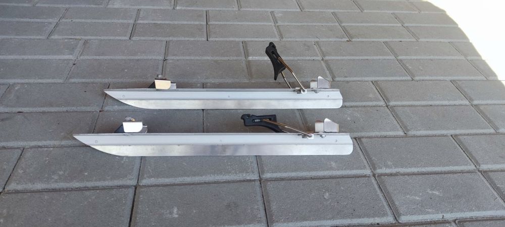 Ковзани накладні