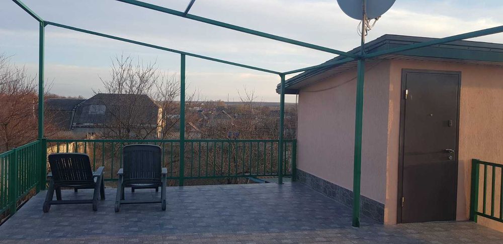 Продам Дом с ремонтом в Дергачах. 2 этажа, 156 м2, 12 соток. Баня. AN