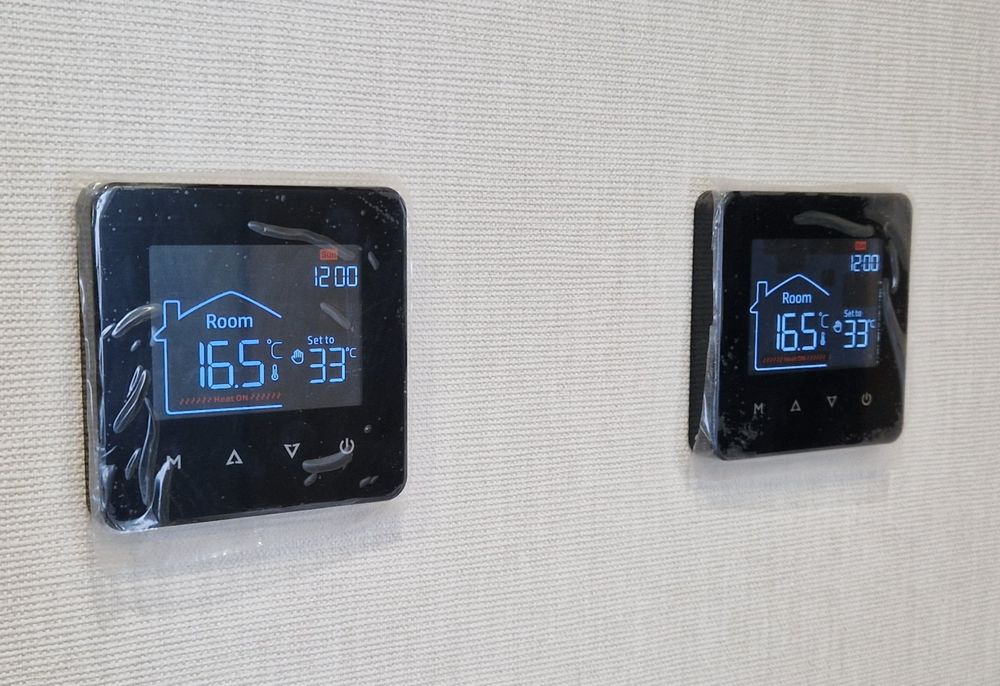 Варшавський 2, однокімнатна квартира  43 м² , генератор, Віноградарь