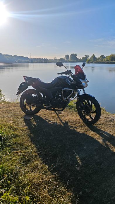 Мотоцикл ліфан кп 200
