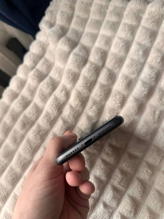 Продам Iphone 11 128gb