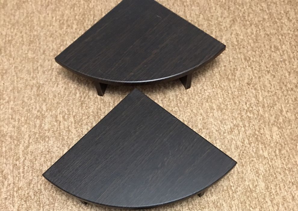 Полка подставка под вазу цветы