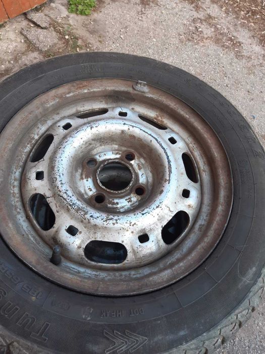 Продам літню гуму з дисками 185/65R14 Tunga Zodiak 2