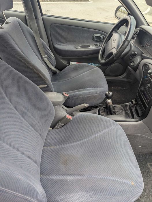 Hyundai Lantra [2000] – Gasolina / GPL (Super Económico!)