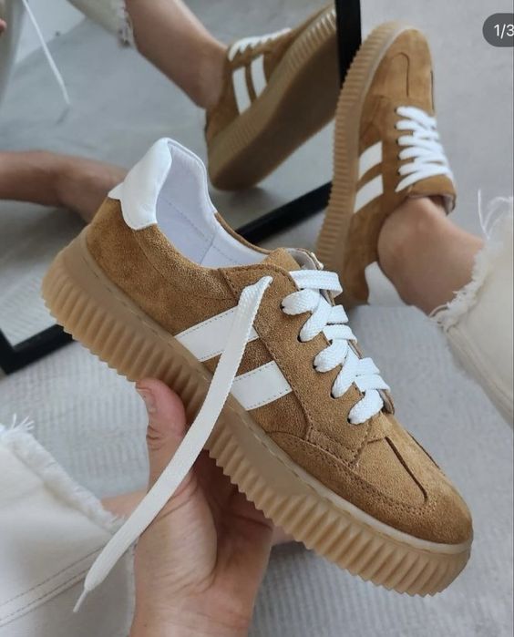 Кросівки замшеві. Кеди 38р