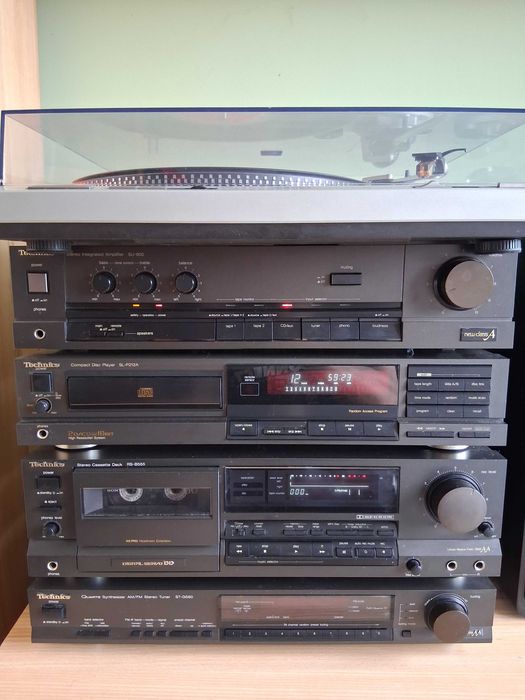 Wieża TECHNICS z kolumnami