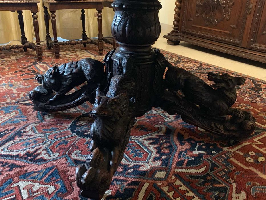 Conjunto de Sala de Jantar em Estilo Pavilhão de Caça – Antigo e Raro