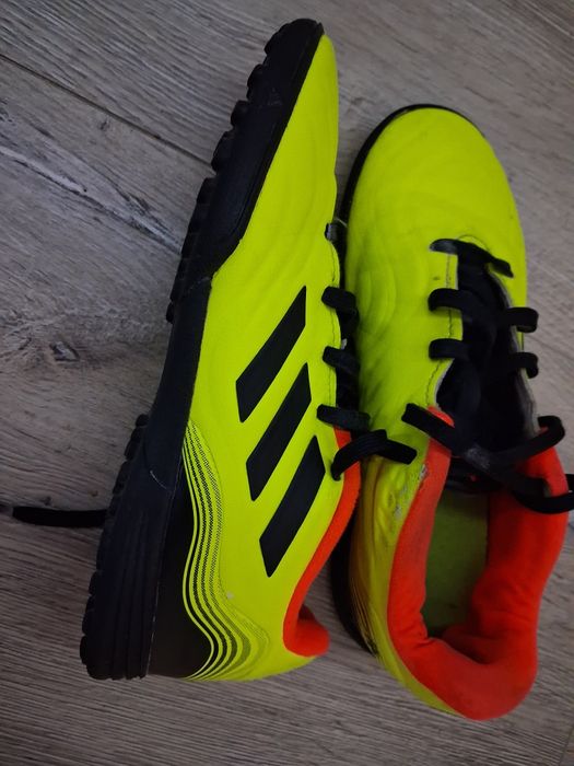 Buty dziecięce rozm.34 turfy