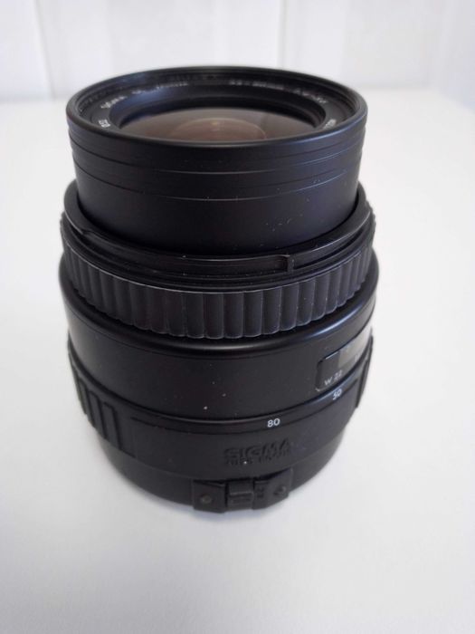 Lente Sigma DL Zoom 35-80mm 1:4-5.6