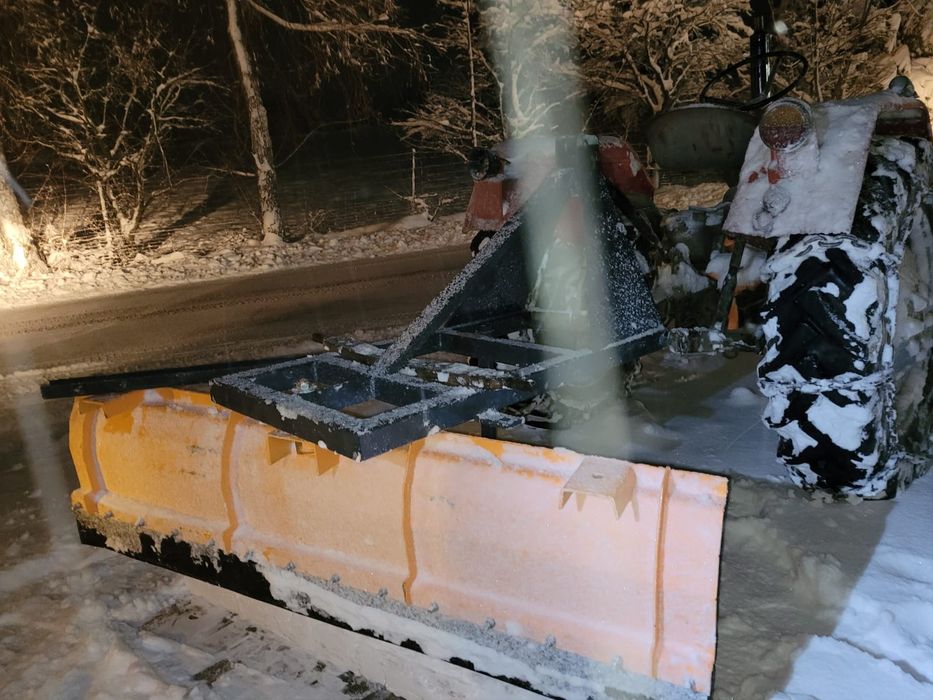 Pług do śniegu Obrotowy na tył ciągnika/ Mini traktorka Spych śnieżny