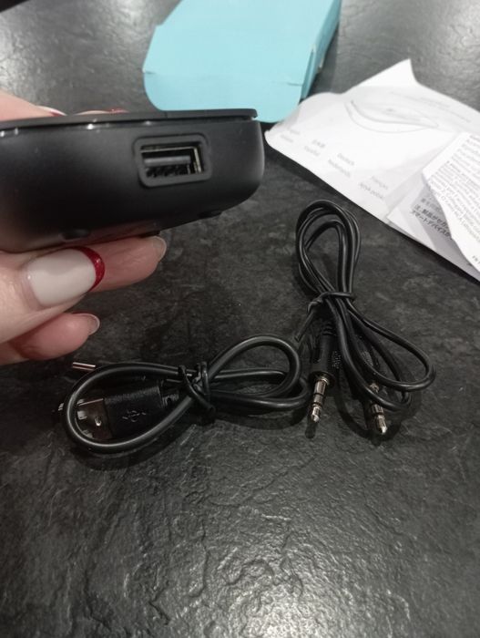 Odbiornik bluetooth z gniazdem na kartę USB