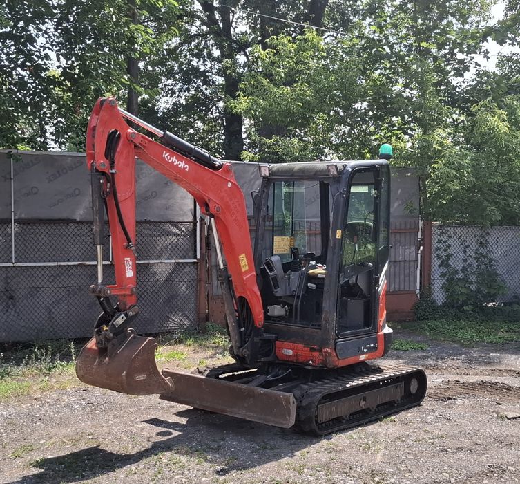 Minikoparka kubota u27 17rok  2,6tony 2lyzki transport