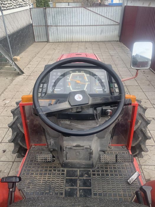 Трактор Mitsubishi MT25