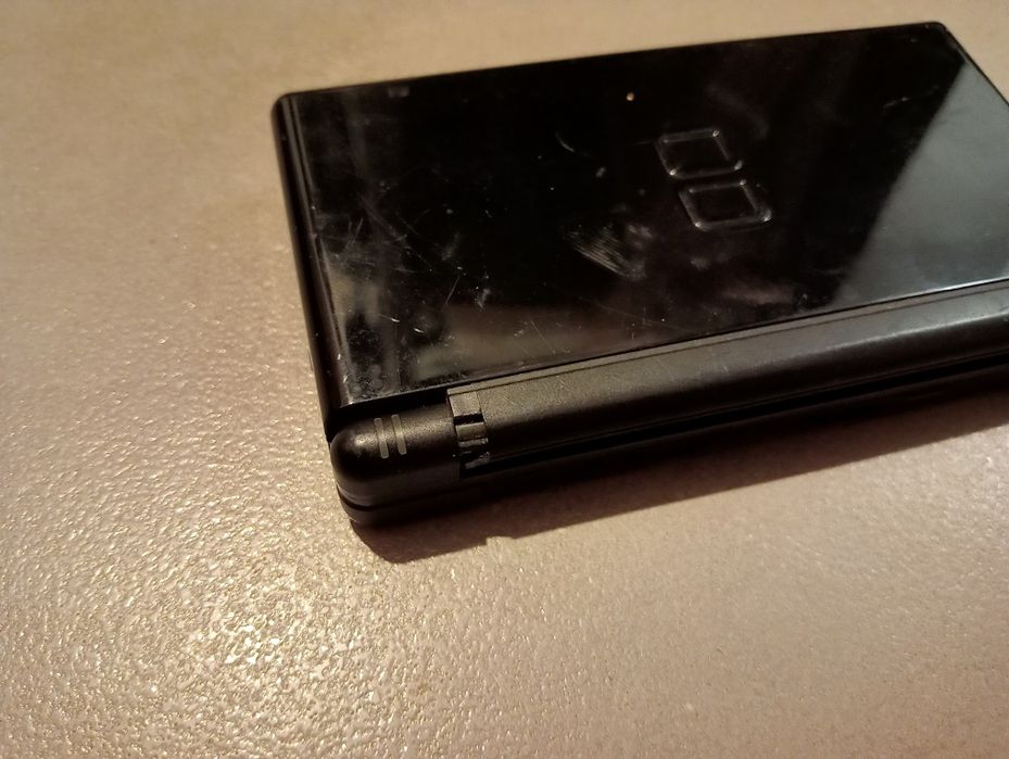 Nintendo DS Lite (1)