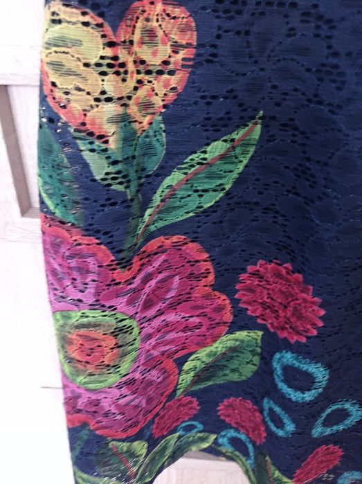 Sukienka Desigual koronkowa