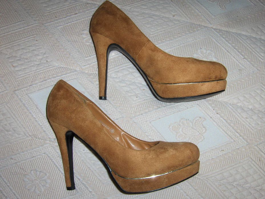 Sapatos de cerimónia de salto alto n.º 38