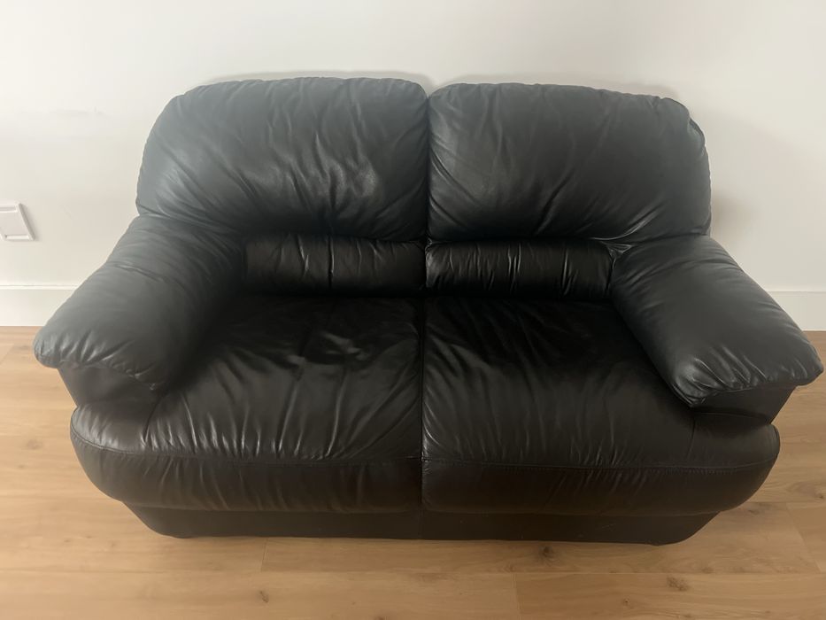 Dois Sofas De pele para venda