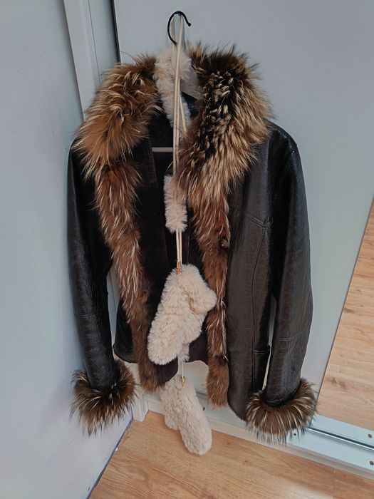 Rękawiczki na sznurku