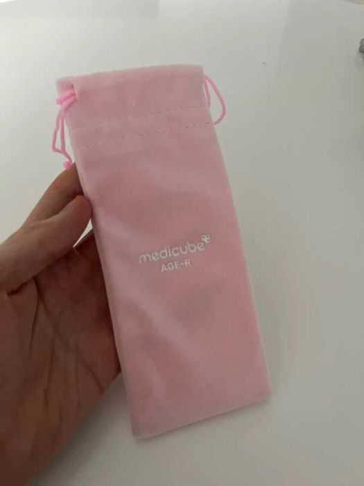 Medicube Age-R Booster Pro Mini (original) + case/etui