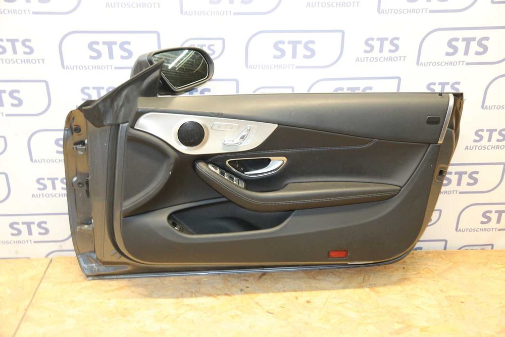 Дверь на C205 Coupe C-class купе дверка (цешка в розборе)