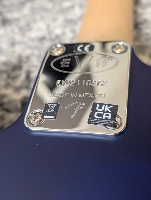 Электрогитара EVH 5150 Series Deluxe Poplar Burl (Made in Mexico)