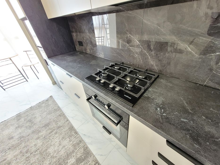 2к.Vip! ЖК "Дрім Таун", 6/10ц, 50м2! Авт. опал! Євро,меблі, тех!