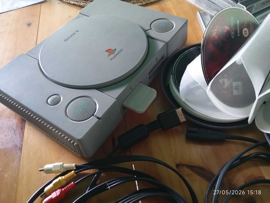 PlayStation 1 original completa + jogos