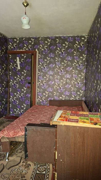 Здається кімната.Борщагівка.