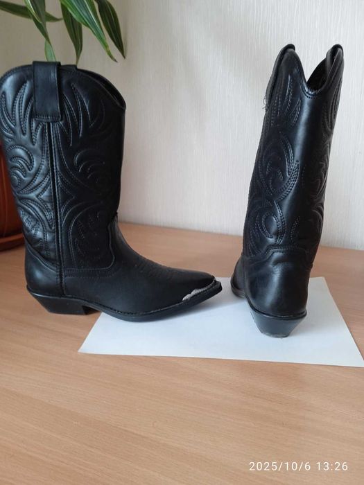 Казаки жіночі  стильні