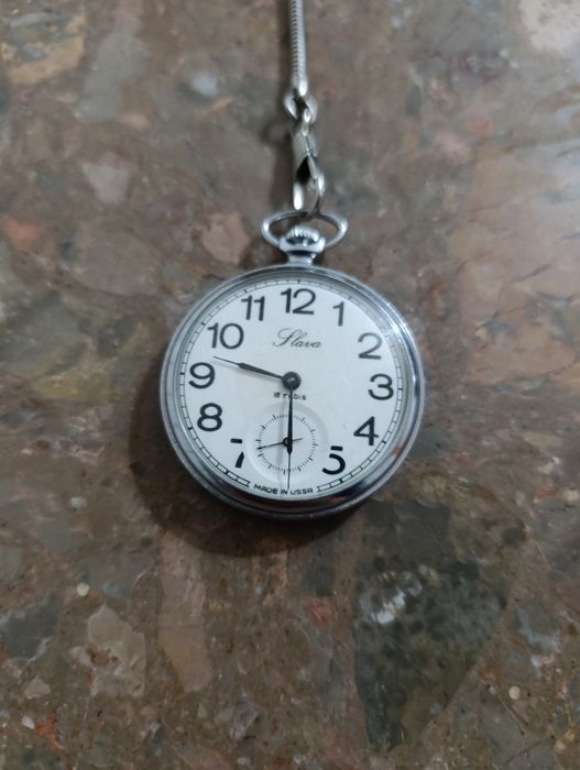 Relogio a Corda SLAVA da USSR de 18 RUBIS de Coleção