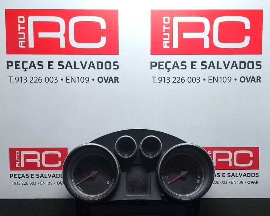 Quadrante / Painel de Instrumentos OPEL INSIGNIA A Country Tourer (G09) ano 2008