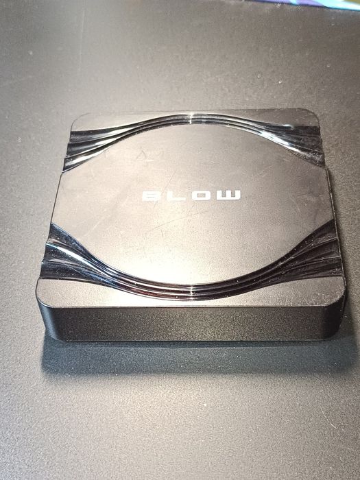 odtwarzacz multimedialny Smart TV Android Box marki Blow