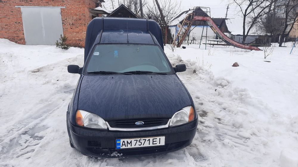 Форд курєр 1.8 турбо дизель