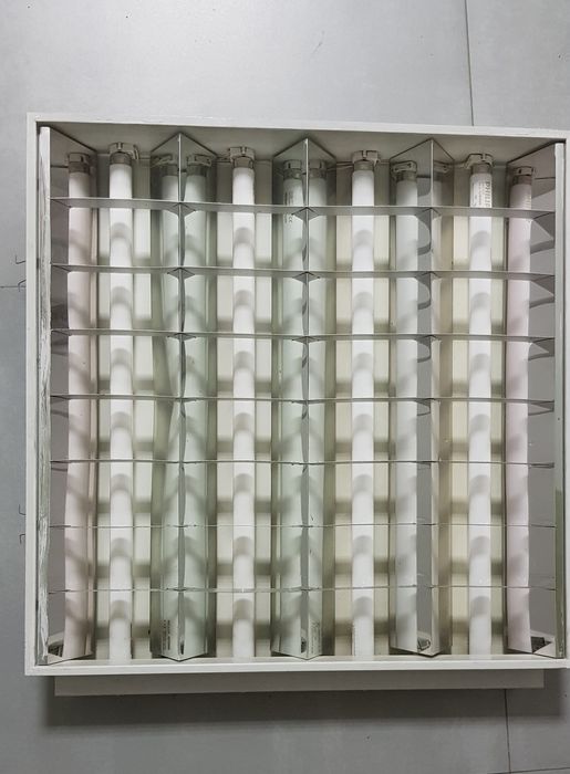 Lampa sufitowa do biura lampa do sufitu plafon i świetlówki 18 szt