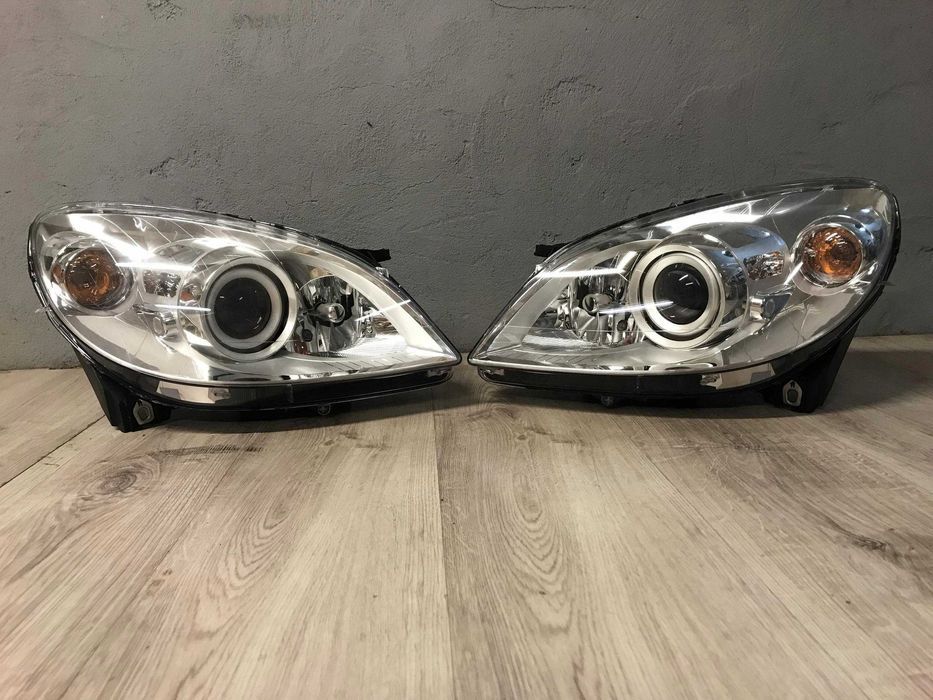 Фара передняя правая левая Mercedes B-class W245 W246 AMG разборка