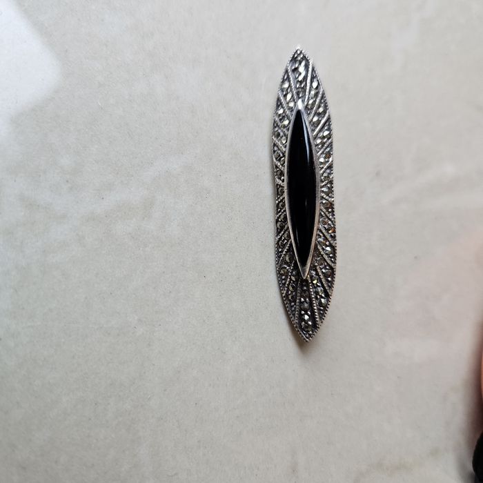 Broszka w stylu art deco srebro markazyty onyks vintage Francja 5,5 cm