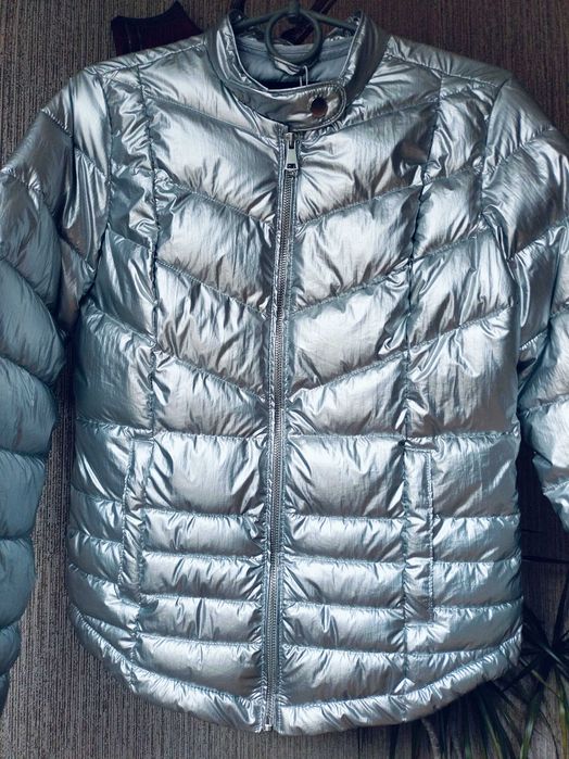 Продам  курточку