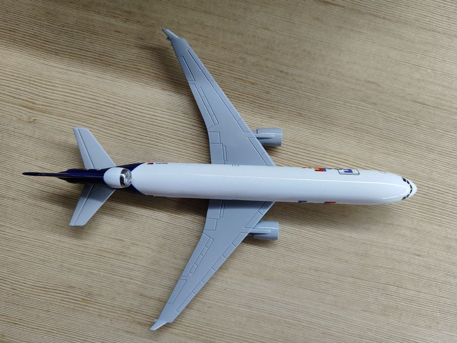 Model MC Donnell Douglas MD11