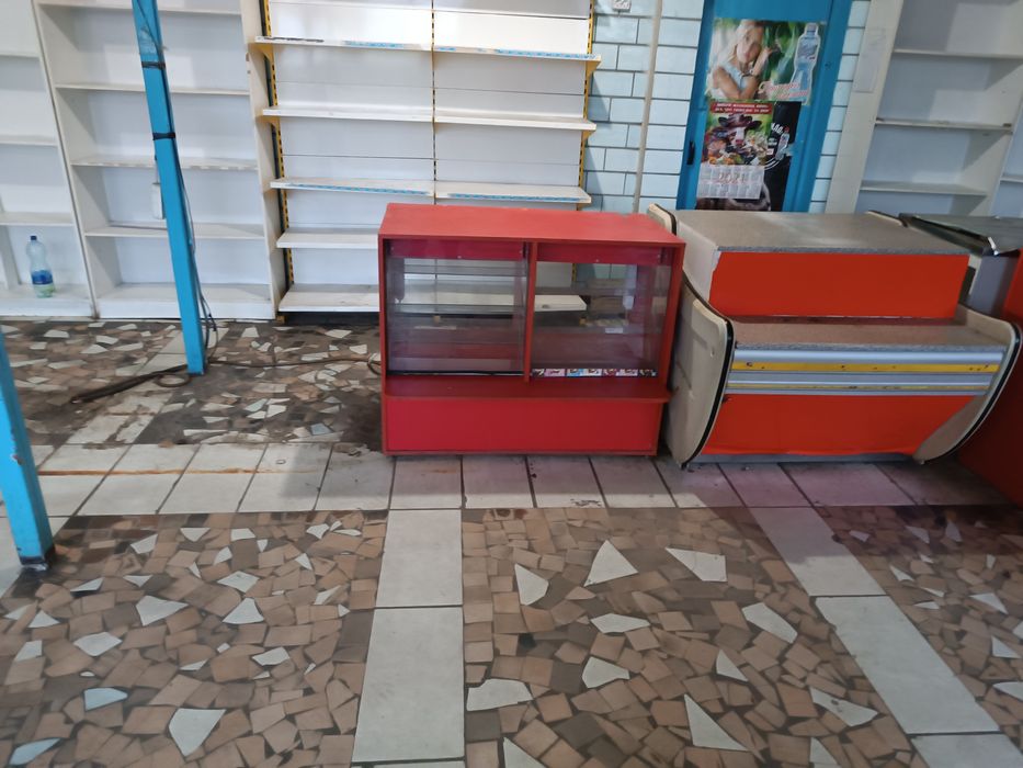 Торговое оборудование б/у