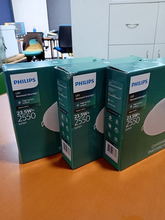 3 Spots LED Philips 
Philips Functional Foc